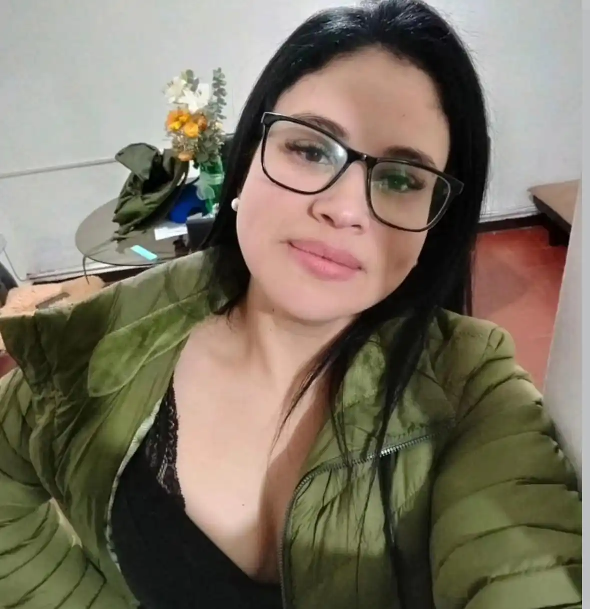 Arianne, masaje linfático brasileño, piernas ligeras y bienestar en Sevilla